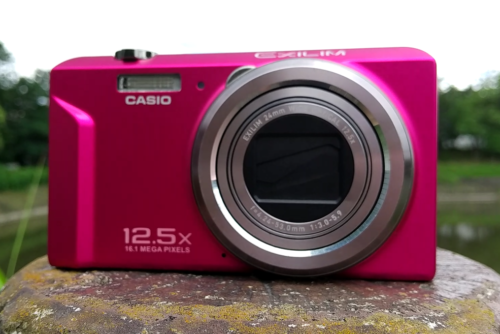 上品】 CASIO カシオ コンパクトデジタルカメラ EX-ZS150 ピンク 